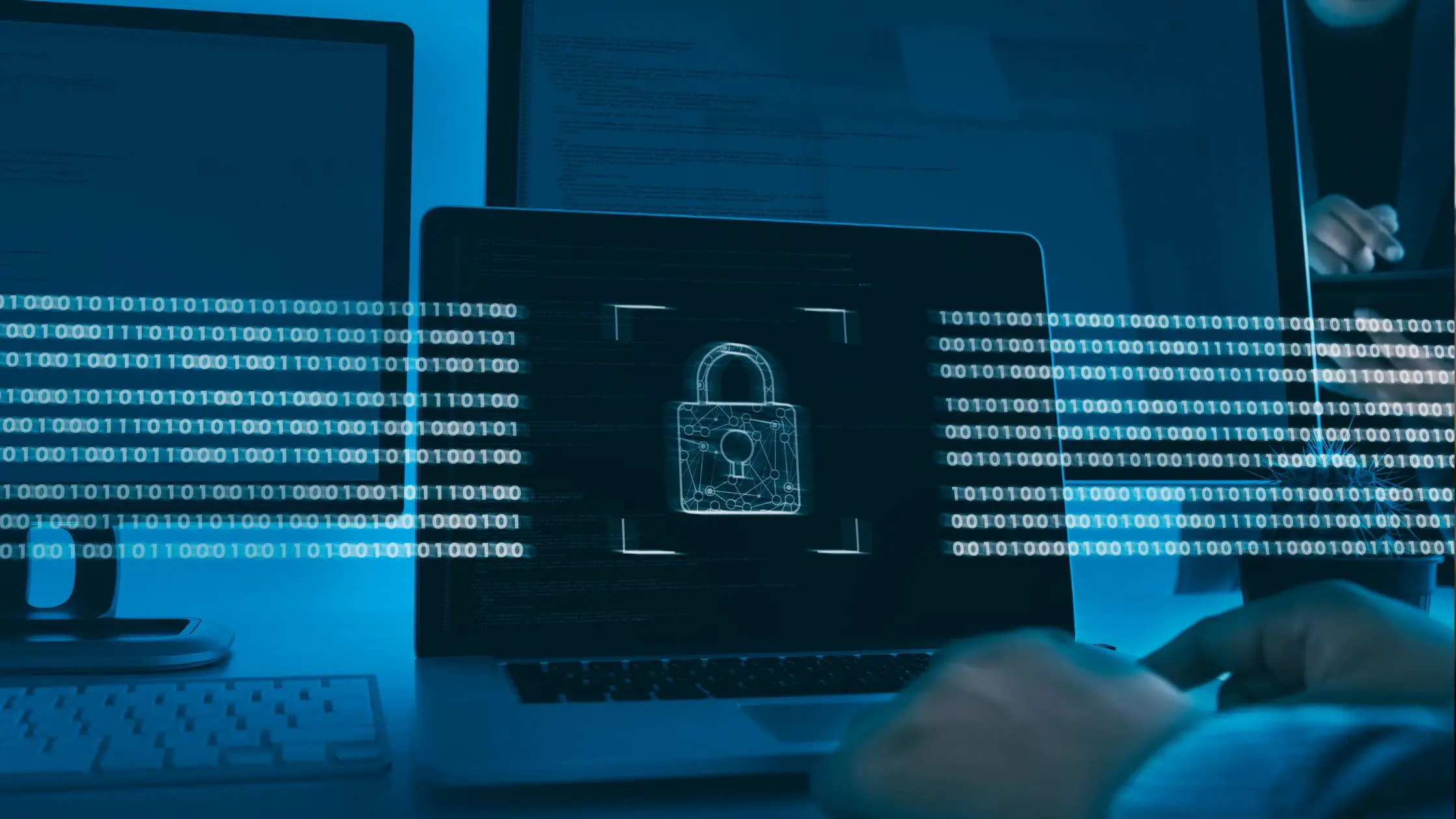 Laporan pemeriksaan keamanan URL dengan Safe URL Checker memperlihatkan hasil analisis risiko dan rekomendasi proteksi